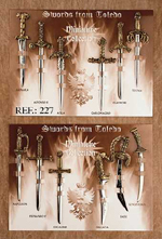 12 mini espadas con estuche